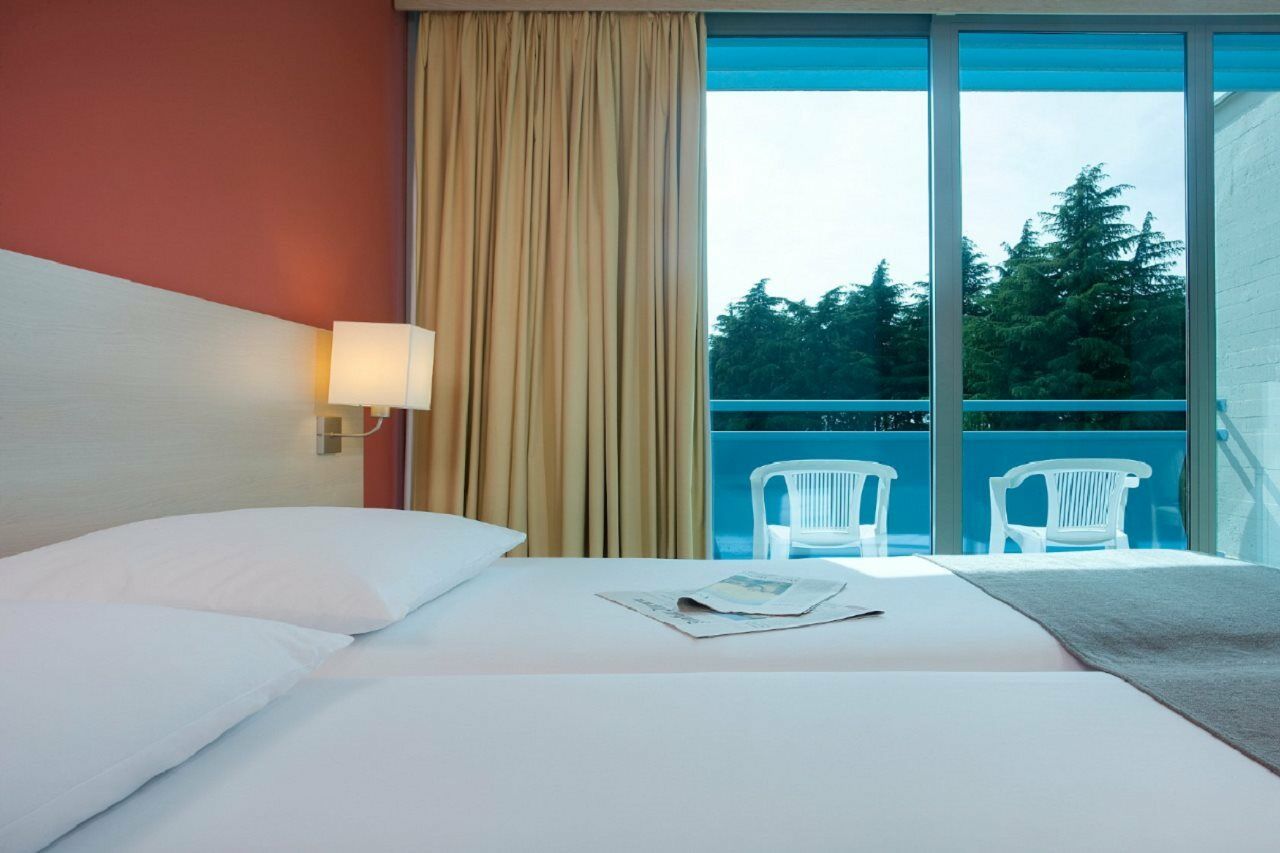 Sunny Porec By Valamar, Ex Crystal מראה חיצוני תמונה